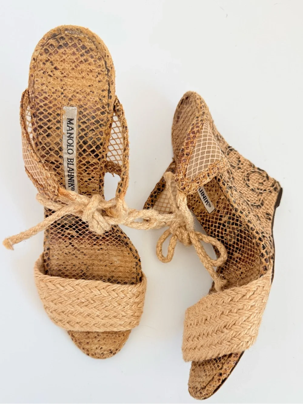 Manolo Blahnik Raffia Espadrille Lace-Up Wedge Sandals Beige Woven EU 38.5 Y2K